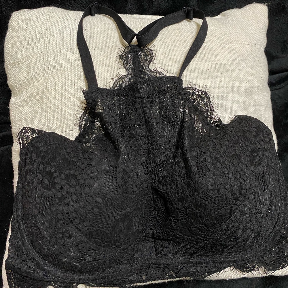 Victoria’s Secrets lace bralette